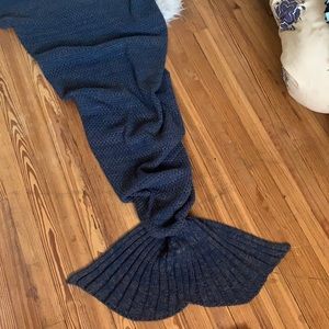 Mermaid tail blanket